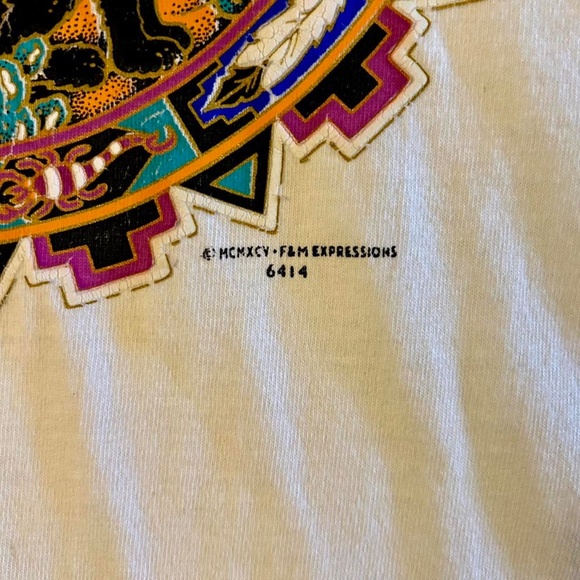 Vintage Nature Wolf Animal Southwestern San Antonio Destination Graphic T-shirt - Picture 3 of 5